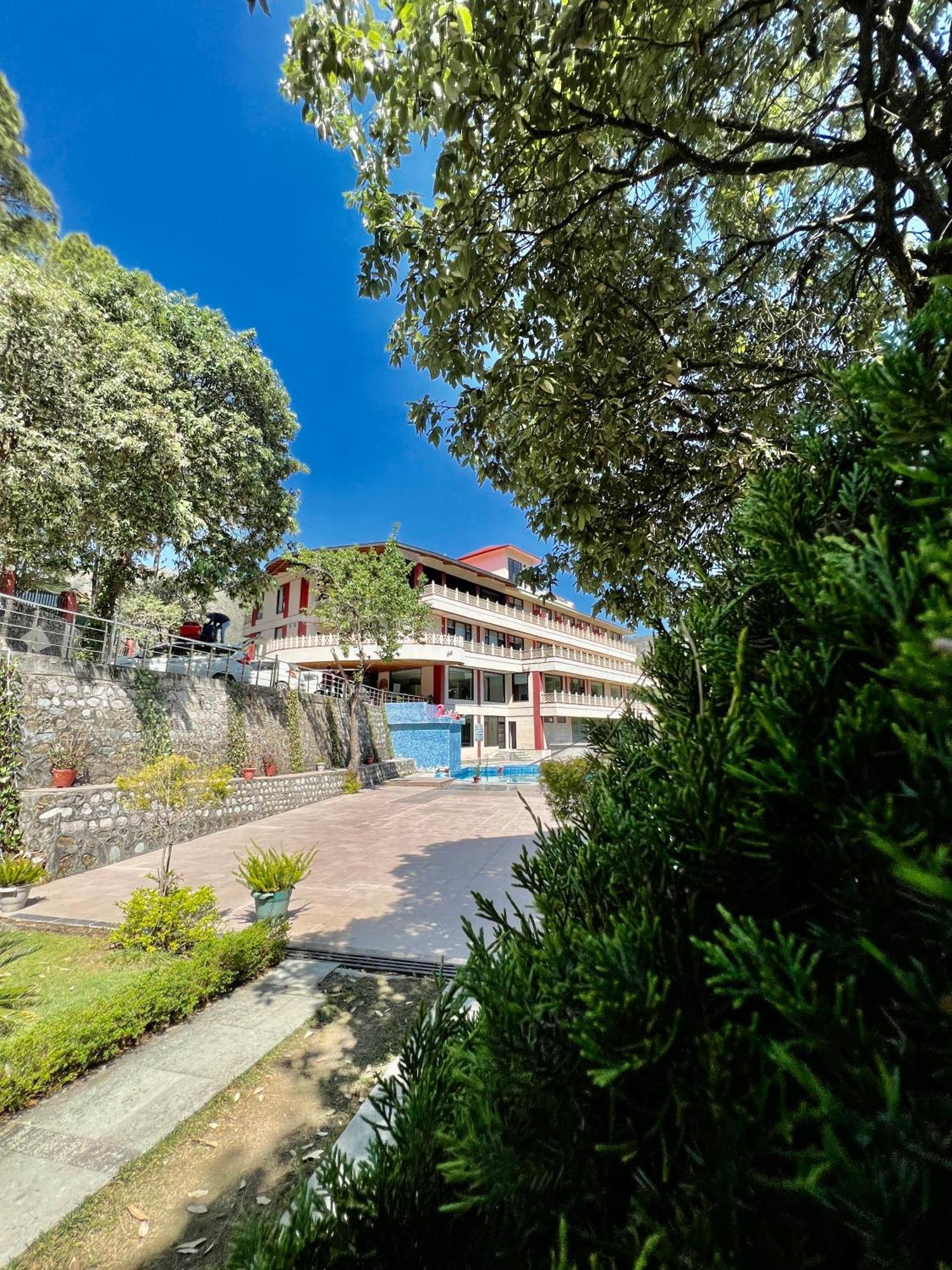 Sea Hawk - Luxury Hill Resort 4 Mins From Bhimtal Lake Dış mekan fotoğraf