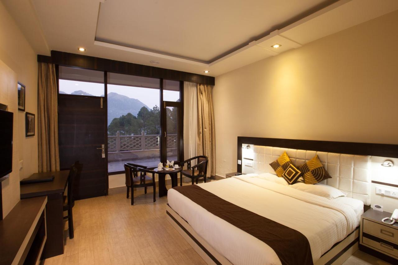 Sea Hawk - Luxury Hill Resort 4 Mins From Bhimtal Lake Dış mekan fotoğraf
