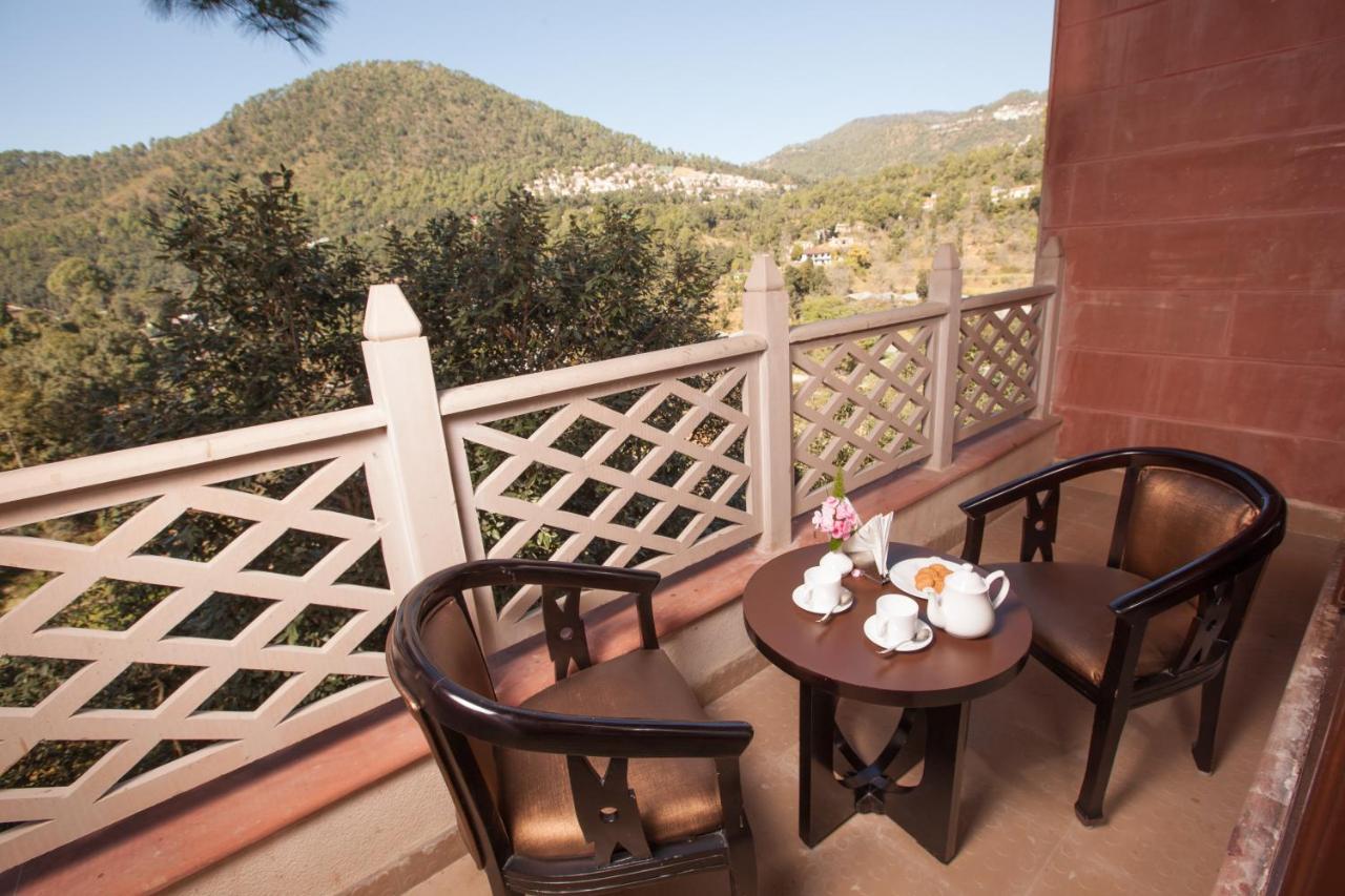 Sea Hawk - Luxury Hill Resort 4 Mins From Bhimtal Lake Dış mekan fotoğraf
