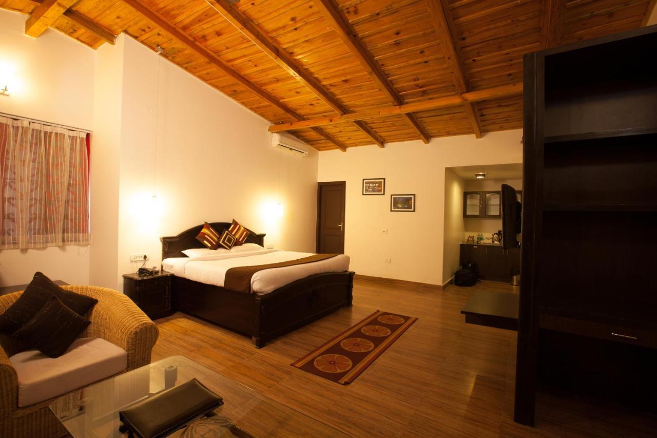 Sea Hawk - Luxury Hill Resort 4 Mins From Bhimtal Lake Dış mekan fotoğraf